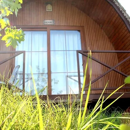 Pinokyo Bungalove