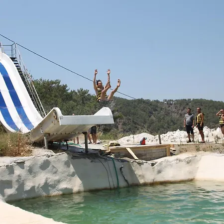 Pinokyo Bungalove Camping Karacaoren (Aegean)